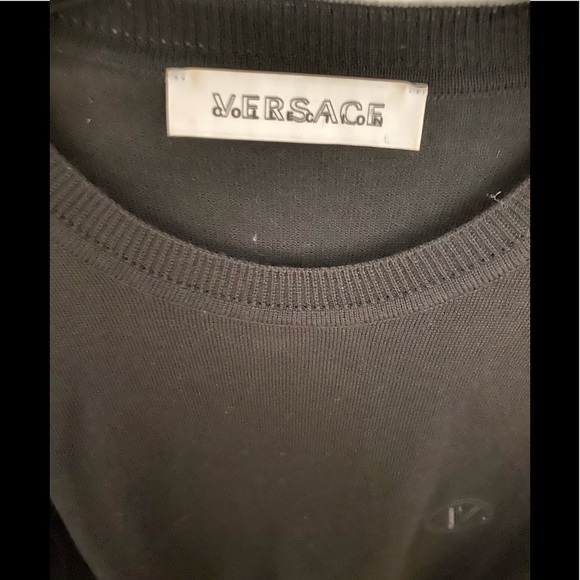 Versace - Picture 3 of 7